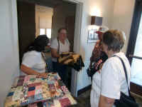 Vet Quilts041.jpg (131368 bytes)