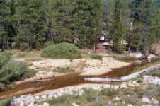 014_14.JPG (150591 bytes)