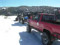 snow0110 (2).JPG (99592 bytes)